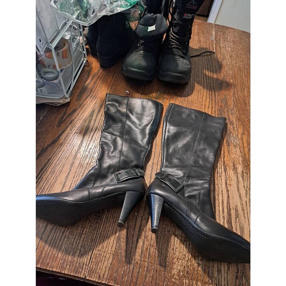 Antonio Melani Black Leather Side Zip Stacked Heel Boots Size 7.5M 3" Heel